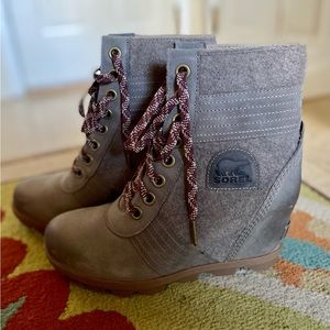 Sorel Lexie Wedge boots